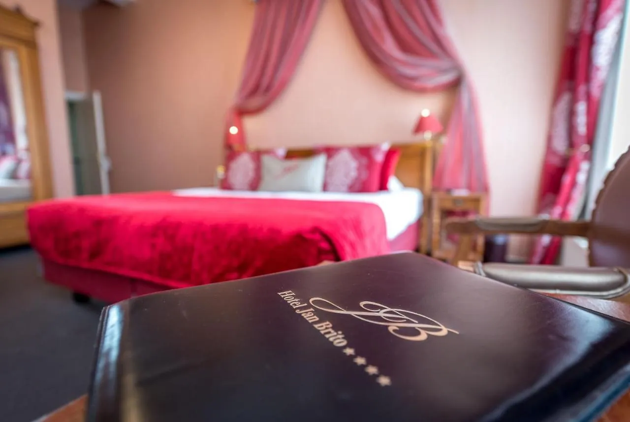 Hotel Jan Brito - Small Elegant Hotels Brugge 4*,