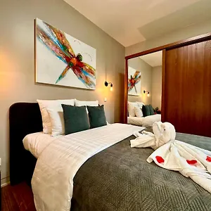 Apartment Luxury Castel By Rikas 